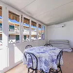 شقة Sea View By Wonderful Italy